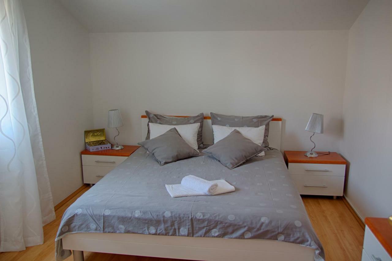 Apartment Ante & Ivanka Водице Екстер'єр фото